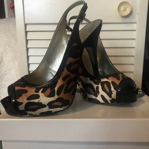 Leopard pumps open toe